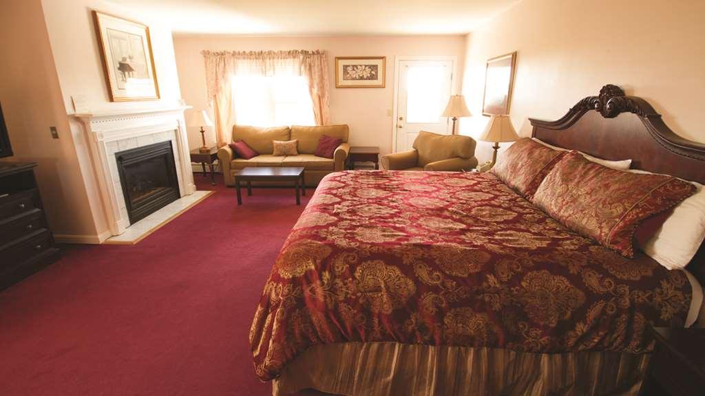 The Lucerne Inn Dedham Room photo